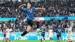 Nikola Krstovič oslavuje gól