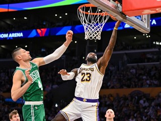 LeBron James v zápase s Bostonom