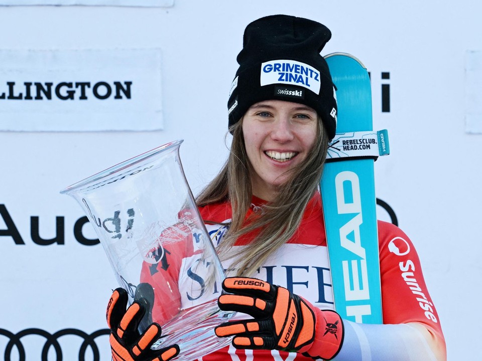 Švajčiarska lyžiarka Camille Rastová vyhrala slalom v Killingtone 2024.