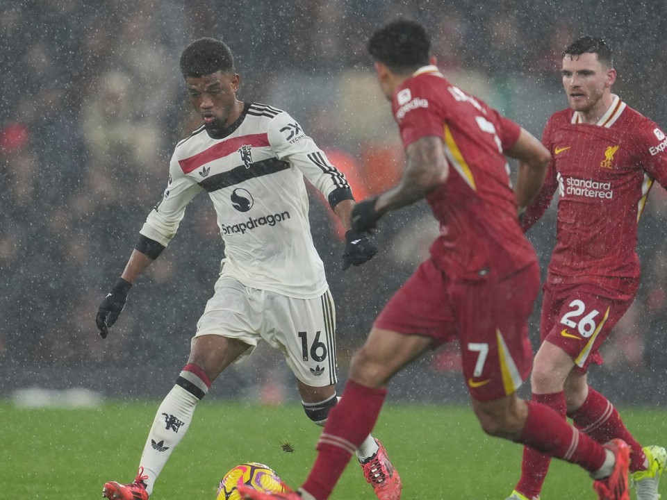 Fotka zo zápasu Liverpool - Manchester United.