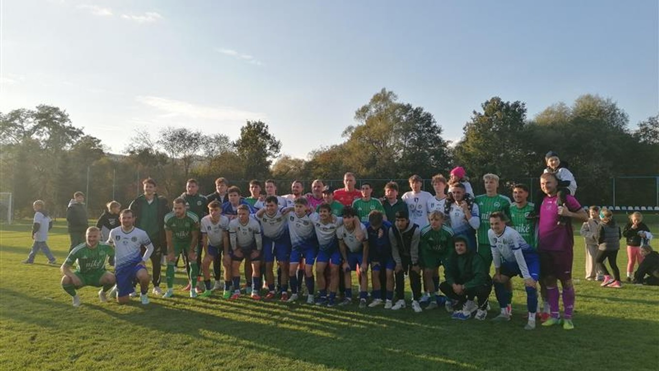 Futbalisti Breznice a Prešova. 