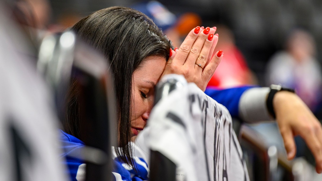 Fanúšička v zápase Slovensko - Rakúsko na MS v hokeji 2025. 