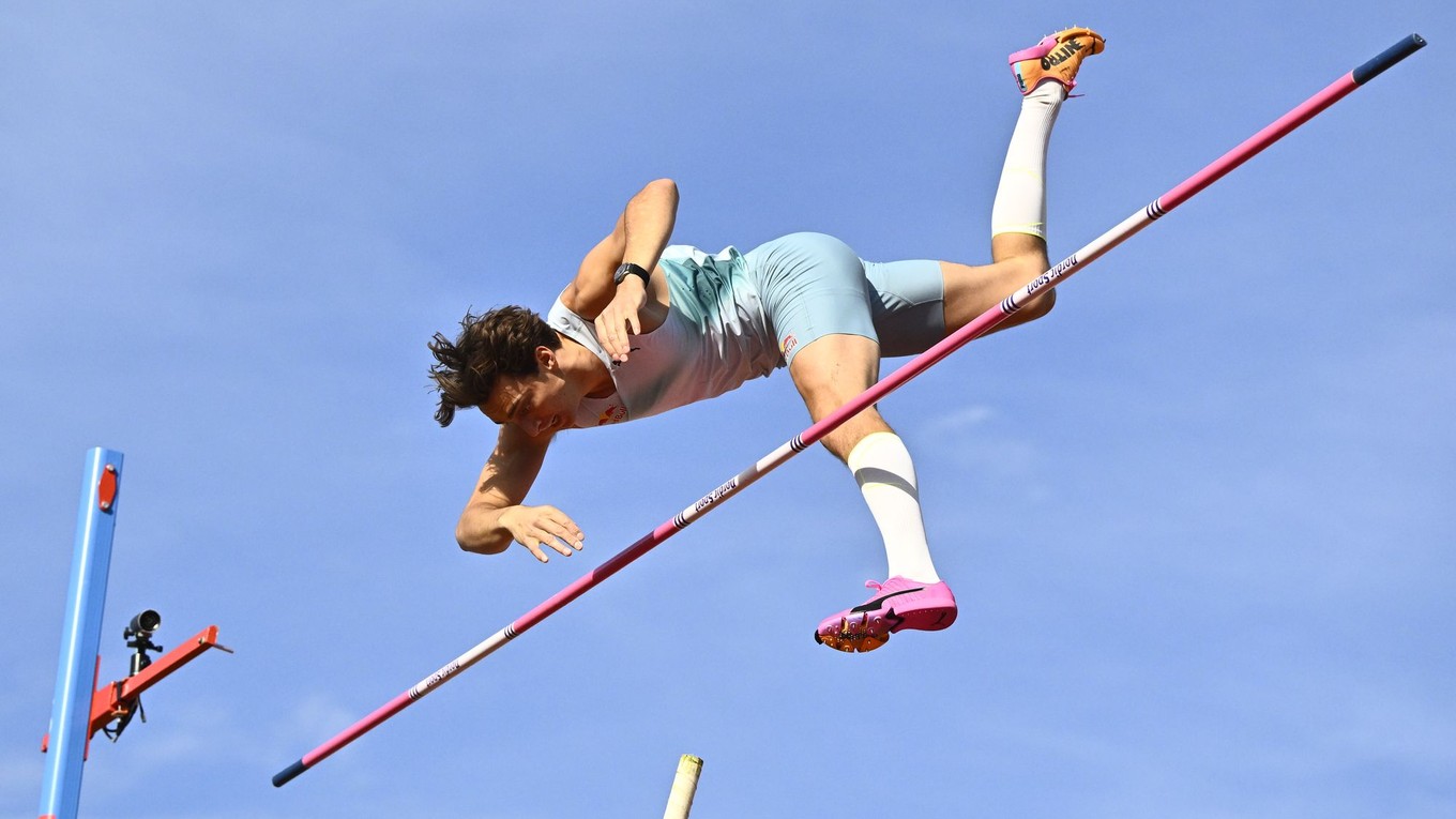 Armand Duplantis.