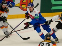 Miloš Kelemen v zápase Slovensko - Nemecko na MS v hokeji 2024. 