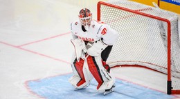 Brankár Jordan Binnington pred zápasom Slovensko - Kanada v skupine A na MS v hokeji 2025.