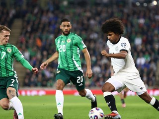 Fotka zo zápasu Severné Írsko - Nemecko.