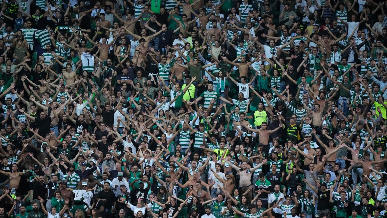 Fanúšikovia Sporting Lisabon.