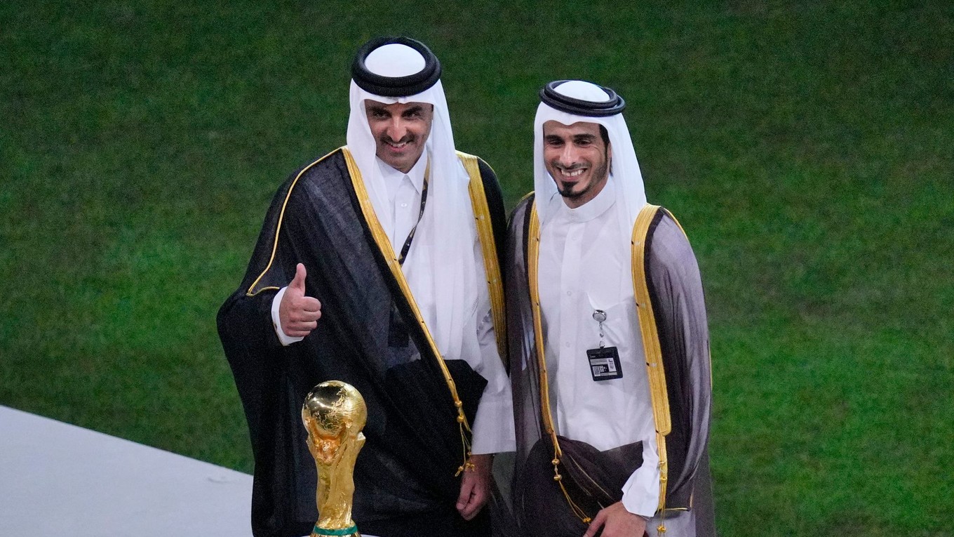 Tamim bin Hamad Al-Thani a Jassim bin Hamad Al-Thani.