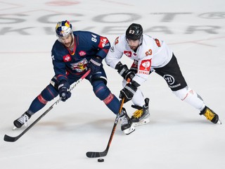 Momentka zo zápasu EHC Red Bull Mníchov - HC Košice v hokejovej Lige majstrov.