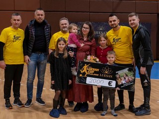 Účastníci turnaja vyzbierali pre rodinu, ktorá prišla o otca, dvetisíc eur.