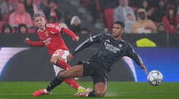 Gianluca Prestianni a Jude Bellingham.