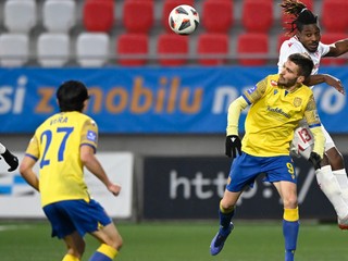 Momentka zo zápasu Trenčín - Dunajská Streda.