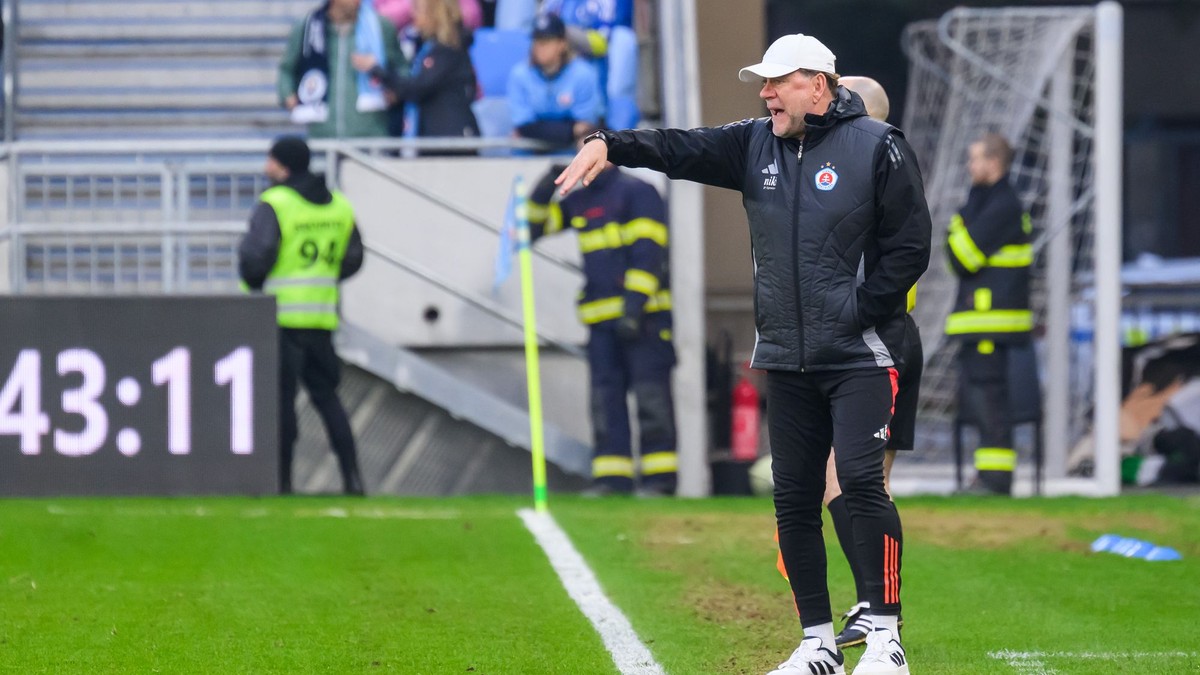 Weiss sa hnevá: Zarobili sme každému státisíce a všetci hlasovali proti nám