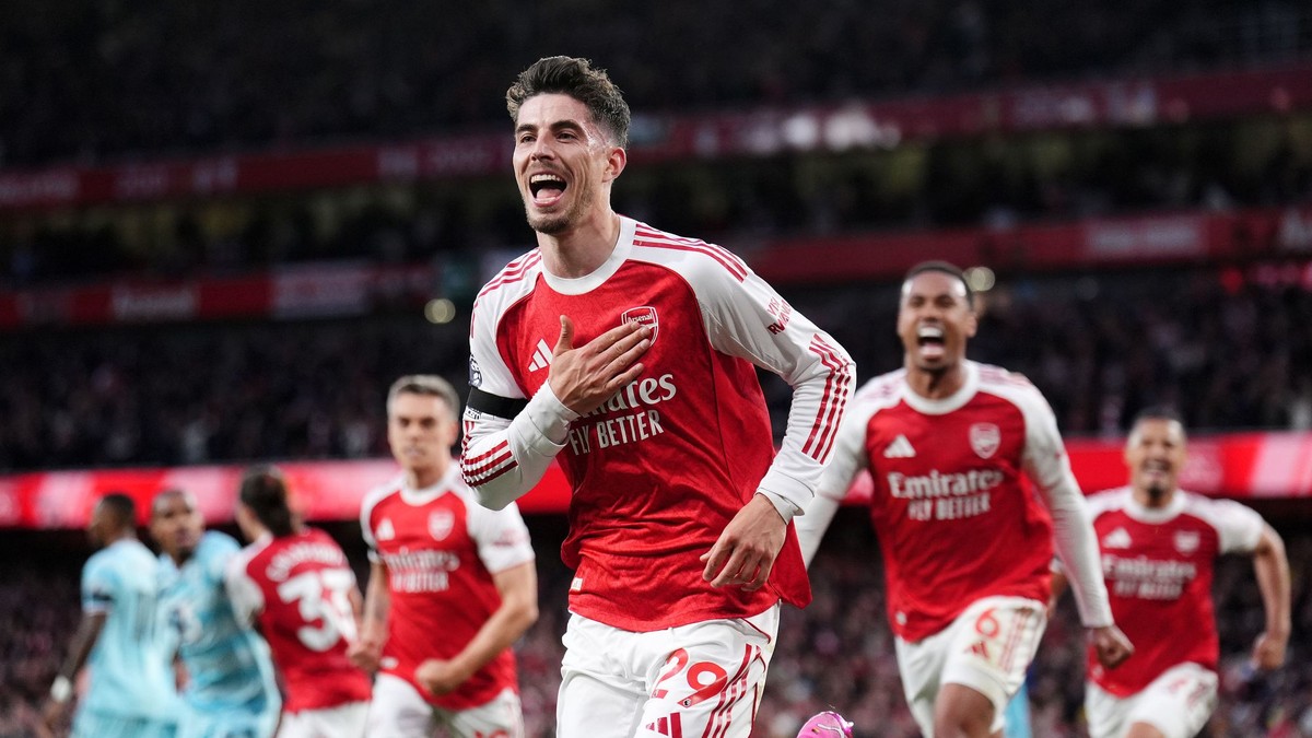 Kai Havertz oslavuje gól do siete Burnley.