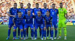 Futbalisti Slovenska pred zápasom proti Azerbajdžanu v Lige národov 2024/2025.