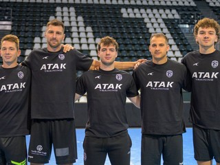 Noví hráči Tatrana Prešov - zľava Tim Jenko Bogdanič, Alexej Ušal, Andrej Dobrkovič, Danilo Mihaljevič a Jakub Valent.
