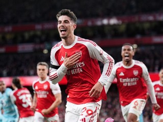 Kai Havertz oslavuje gól do siete Burnley.