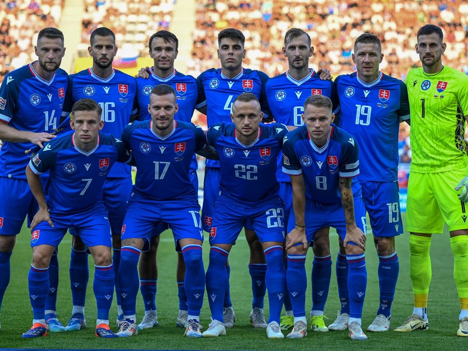 Futbalisti Slovenska pred zápasom proti Azerbajdžanu v Lige národov 2024/2025.