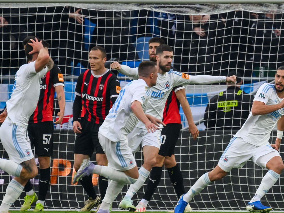 Fotka zo zápasu ŠK Slovan Bratislava - FC Spartak Trnava.