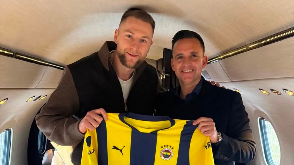 Milan Škriniar (vľavo) na ceste do Istanbulu.