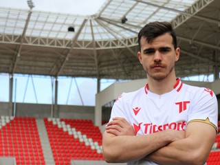 Lazar Mijovič v drese AS Trenčín.