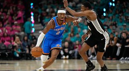 Shai Gilgeous-Alexander v zápase San Antonio Spurs - Oklahoma City Thunder 