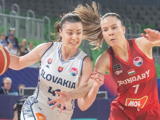 Barbora Wrzesiňská (Slovensko) a Veronika Kanyasiová (Maďarsko). 