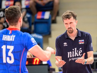 Jakub Ihnát (Slovensko) a hlavný tréner Slovenska Michal Masný.