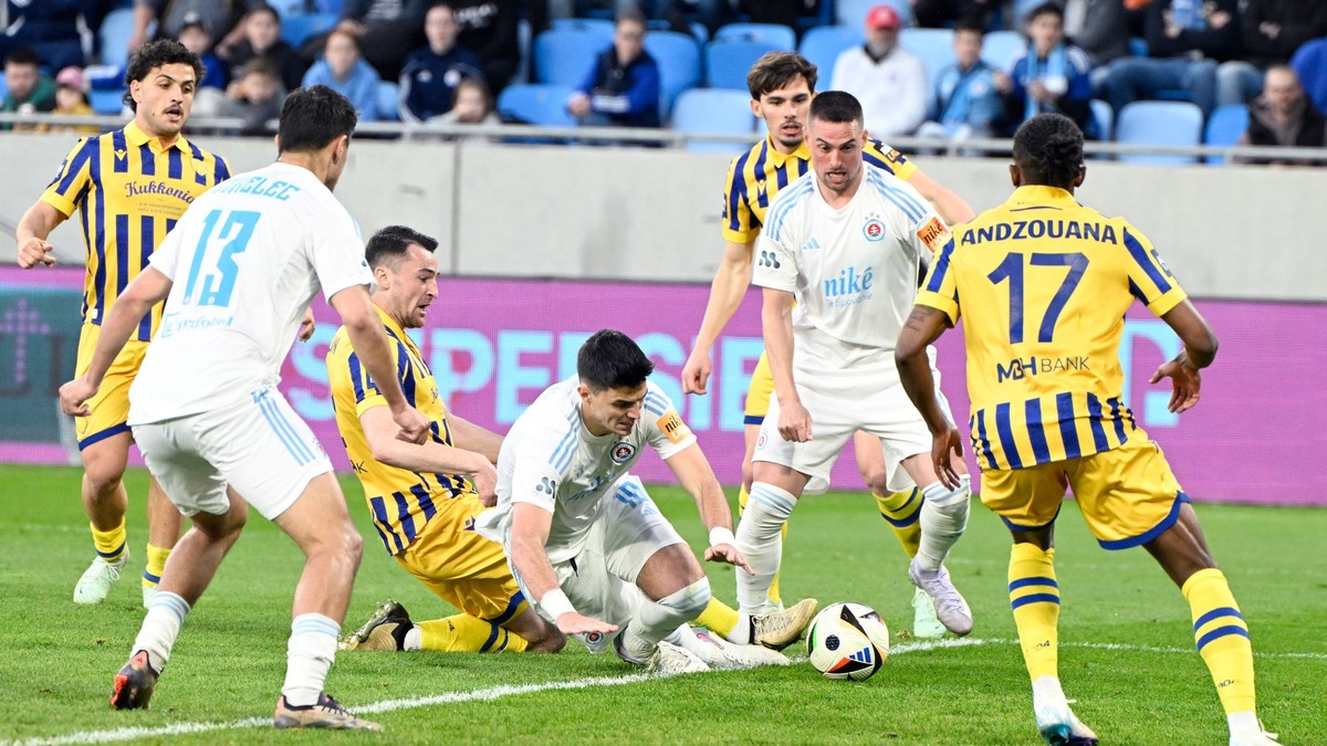 Slovan po príchode Weissa ožil a odvrátil prehru. Bajrič nebol hrdina ako proti Trnave