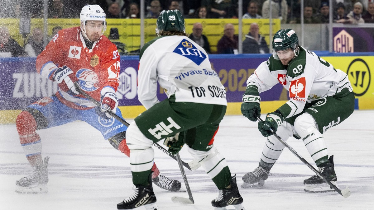 Juho Lammikko,  Oskar Steen a Marián Studenič. 