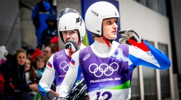 Slovenskí reprezentanti v sánkovaní Christián Bosman (vľavo) a Bruno Mick 