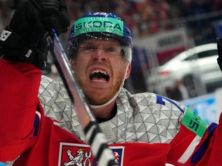 Ondrej Kaše počas zápasu Česko - Rakúsko na MS v hokeji 2024. 