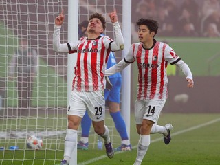 Freiburg oslavuje gól. 