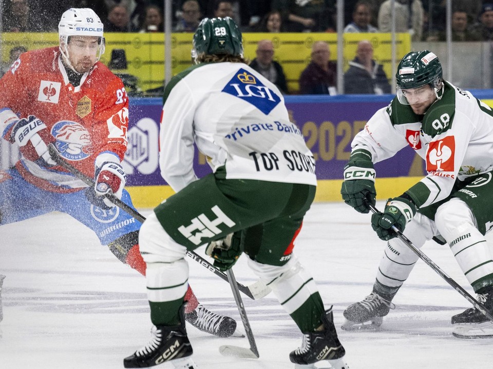 Juho Lammikko,  Oskar Steen a Marián Studenič. 