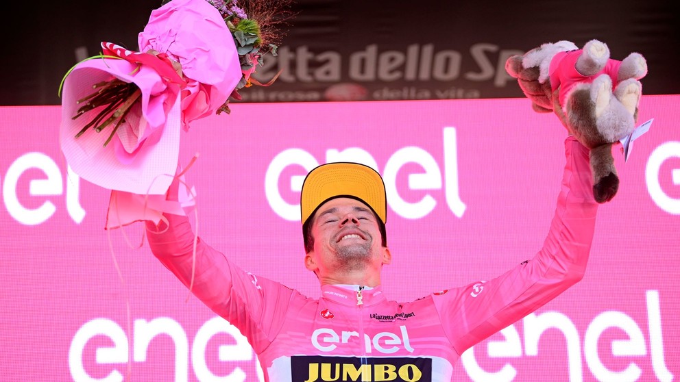 Primož Roglič kráča k víťazstvu na Giro d'Italia. 