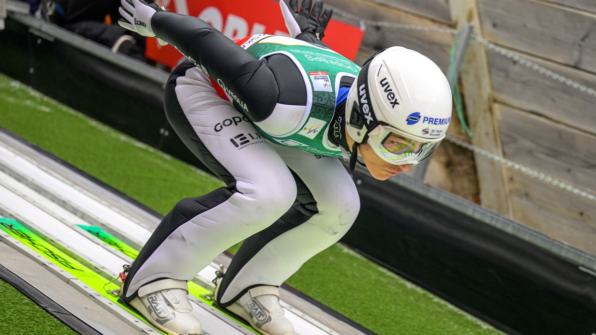 Slovenský reprezentant v skokoch na lyžiach Hektor Kapustík