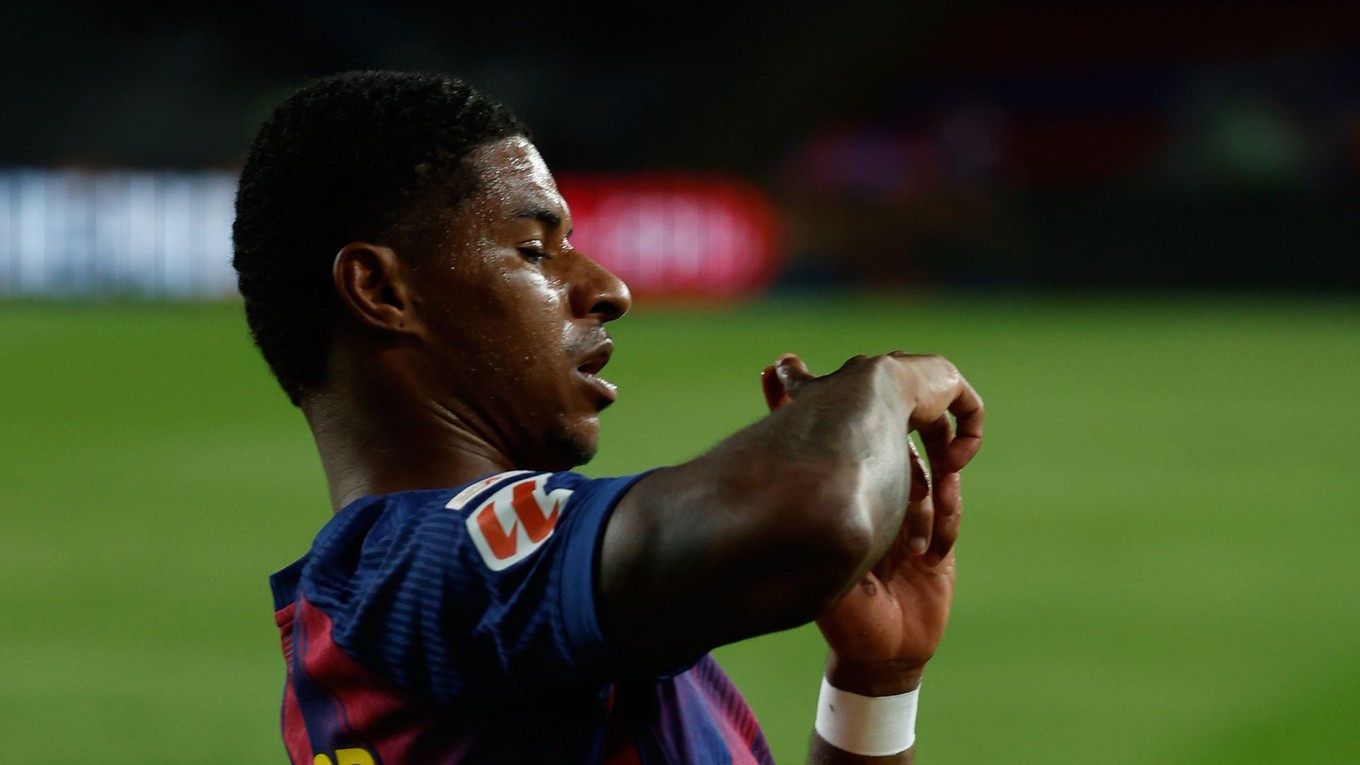 Marcus Rashford oslavuje gól v sieti Elche.