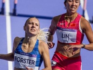 Viktória Forster počas rozbehov na 100 m cez prekážky na OH v Paríži 2024.