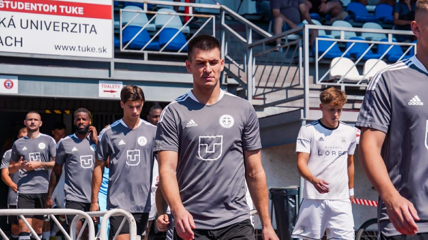 Ľubomír Korijkov v drese Slávia TU Košice.
