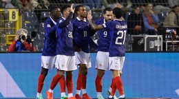 futbalisti Francúzska sa tešia z gólu počas duelu A-divízie Ligy národov Belgicko - Francúzsko