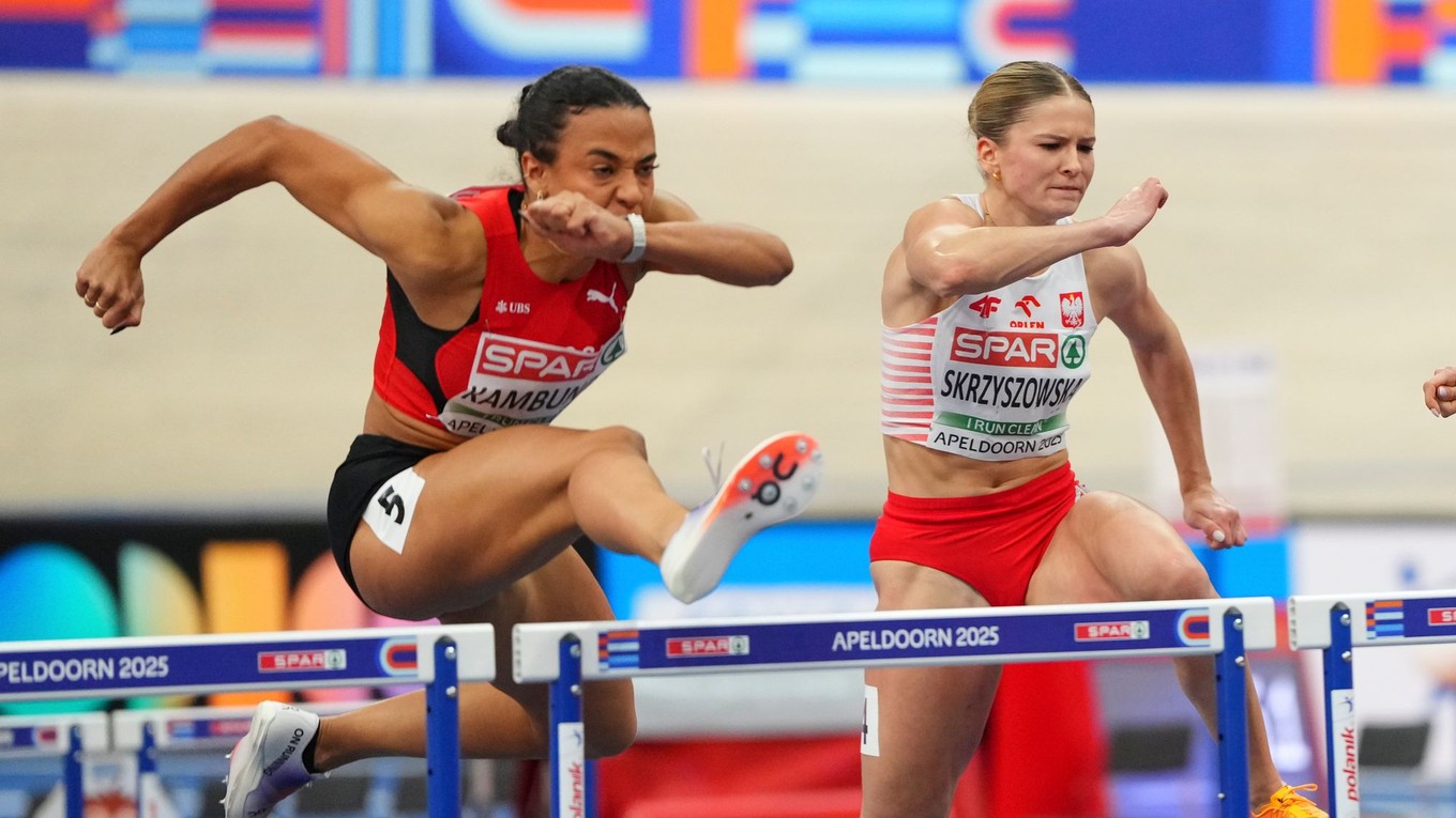Švajčiarska atlétka Ditaji Kambundjiová vo finále na halových ME.