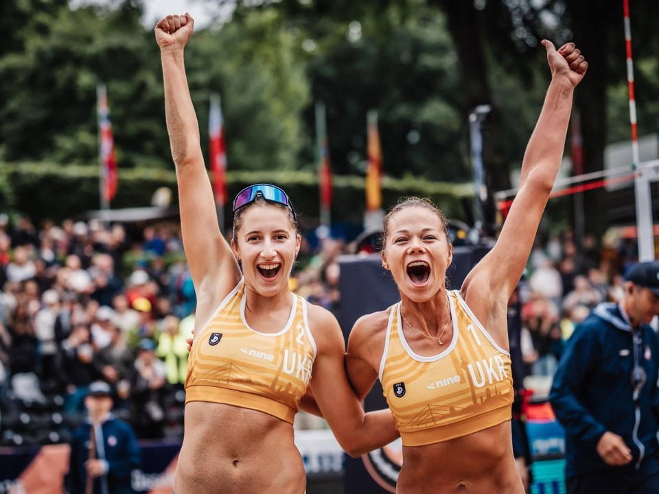 Maryna Hladunová a Tetiana Lazarenková