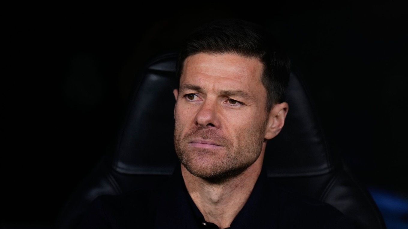 Tréner Realu Madrid Xabi Alonso reaguje pred zápasom 6. kola ligovej fázy Ligy majstrov Real Madrid - Manchester City.