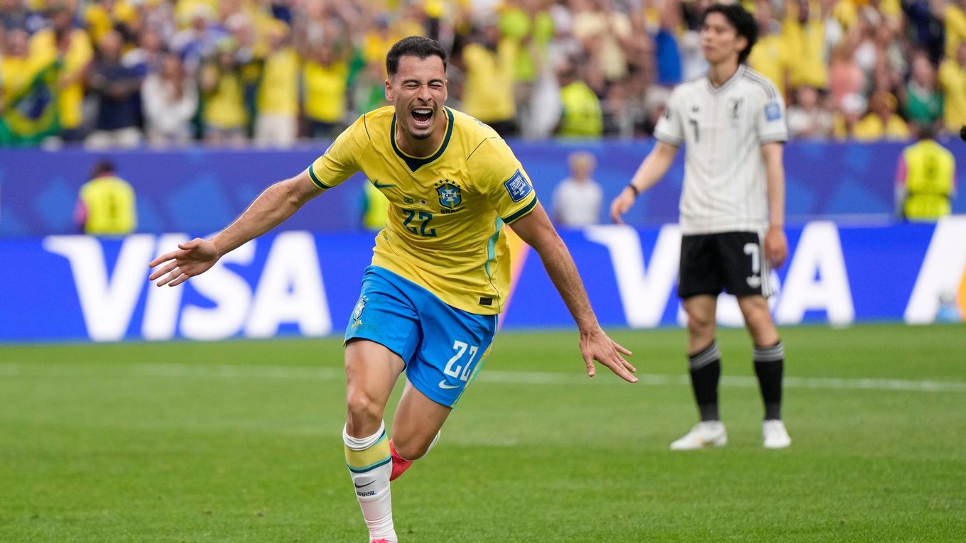 Gabriel Martinelli oslavuje gól