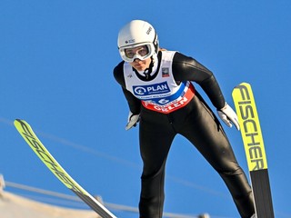 Slovenská reprezentantka v skokoch na lyžiach Kira Mária Kapustíková. 