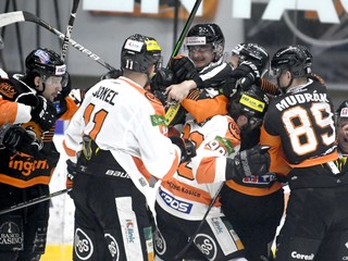 ONLINE: HC Košice - HK Dukla Ingema Michalovce, play off, Tipos extraliga dnes.