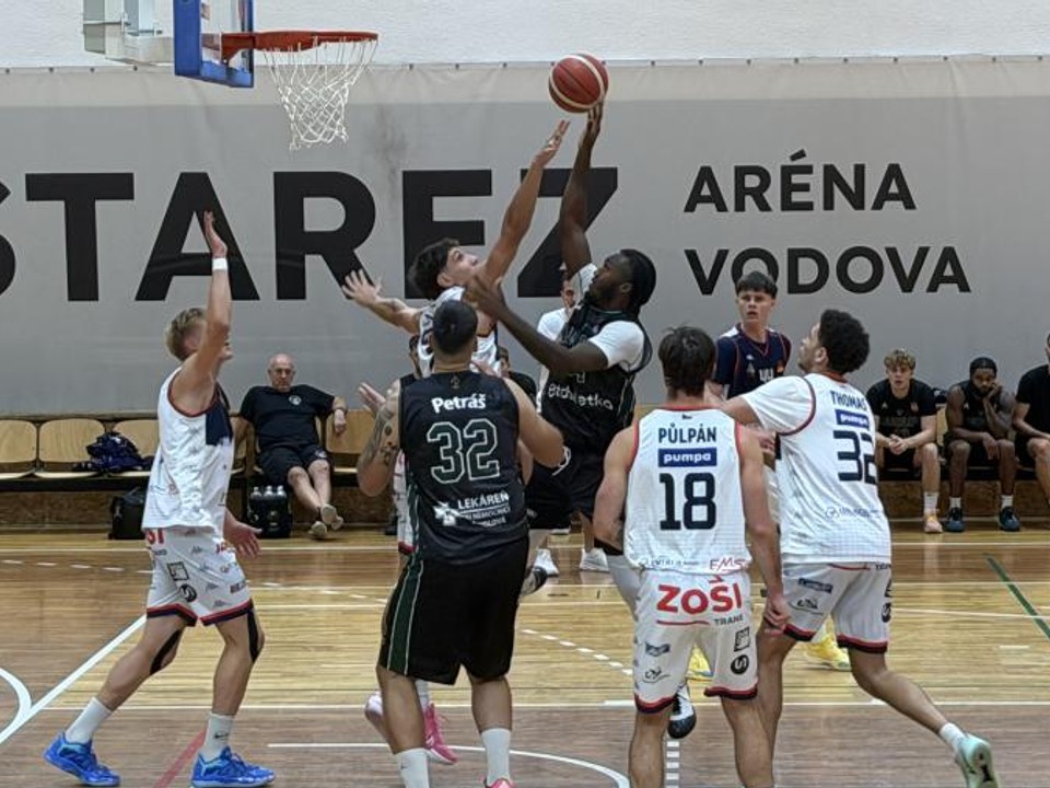 Momentka zo zápasu Pumpa Basket Brno – MBK Handlová