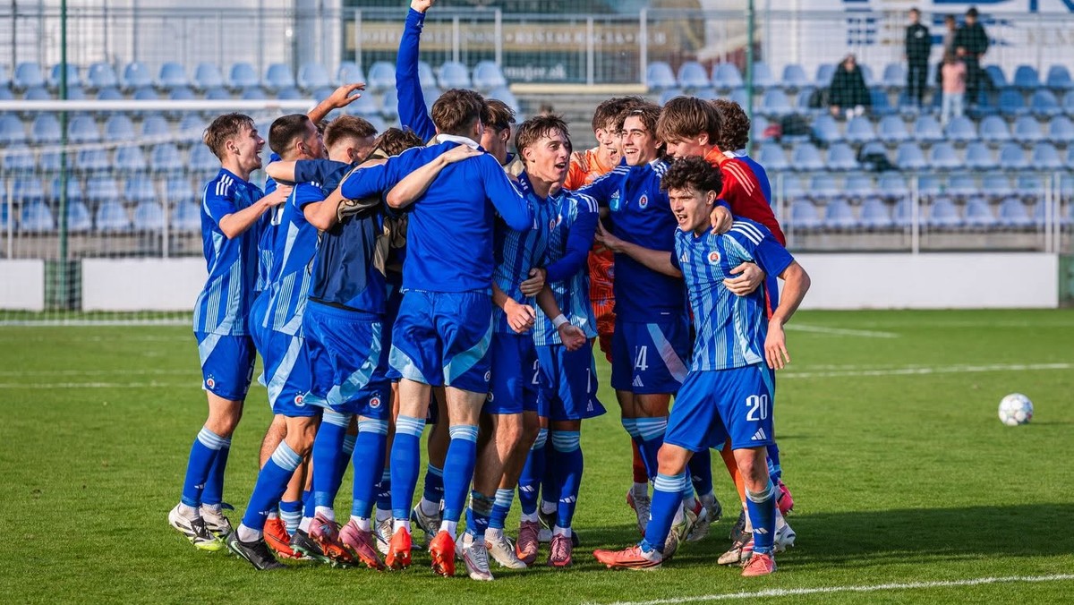 Futbalisti Slovana Bratislava do 19 rokov. 