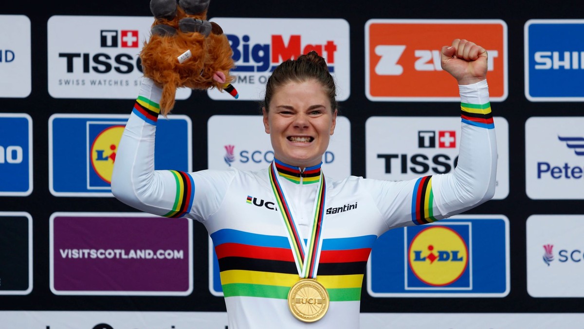 Belgická cyklistka Lotte Kopecká sa v Glasgowe stala majsterkou sveta. 