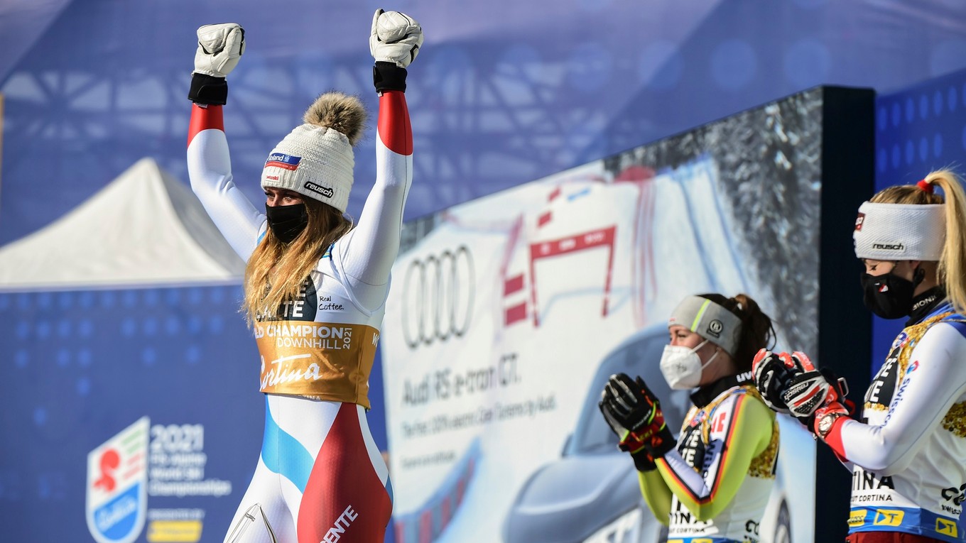 Corinne Suterová vyhrala zjazd na MS v lyžovaní 2021.